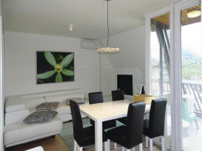 Гостиница Two-Bedroom Apartment in Bohinjska Bistrica  Бохиньска Быстрица